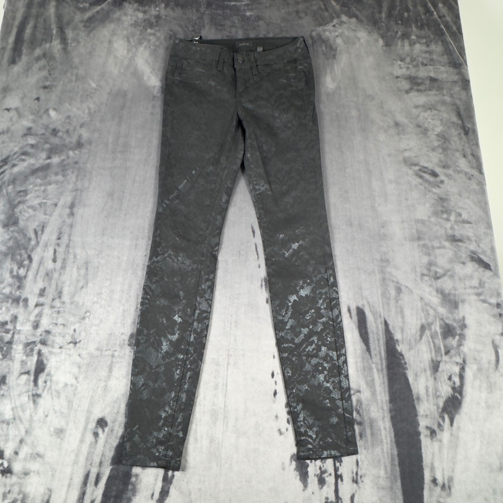 Bebe Skinny Jeans Womens 26 Black Coated Metallic Lace Print Denim